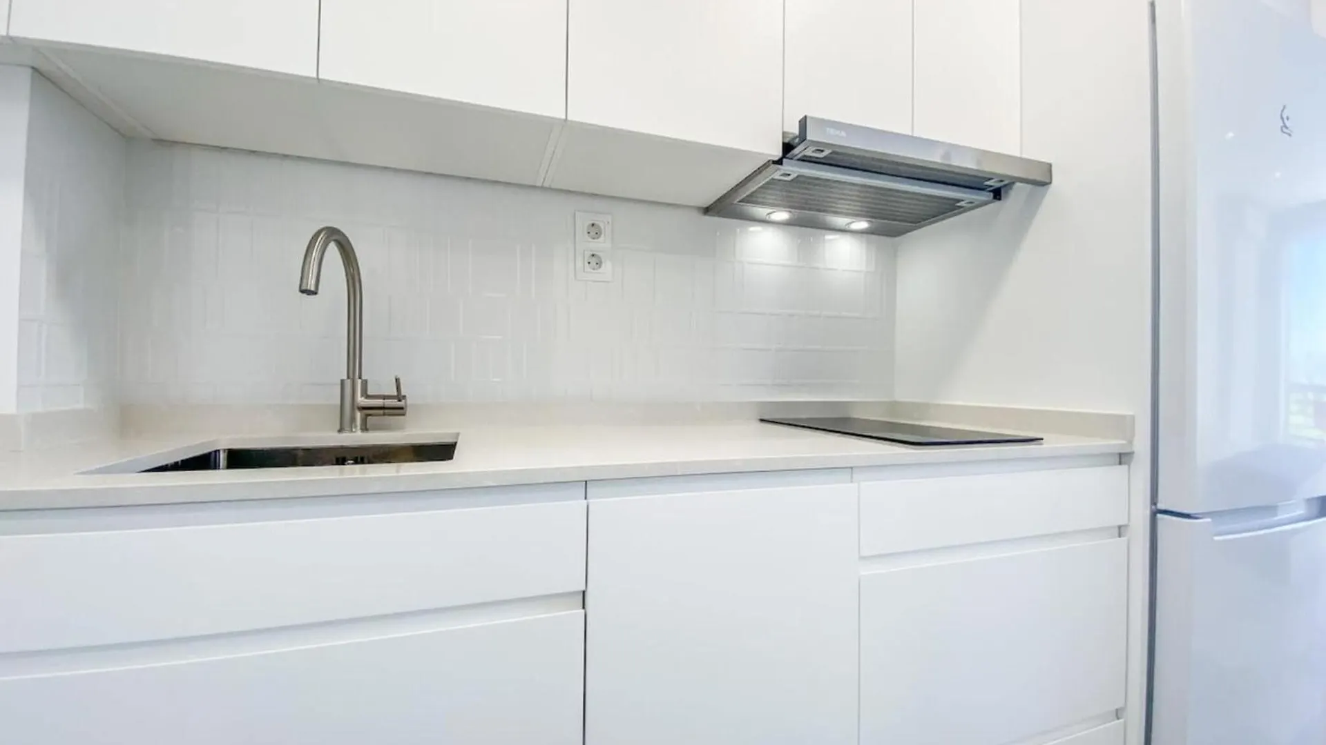Apartment Near Playa De Bajondillo トレモリノス 0*,  スペイン