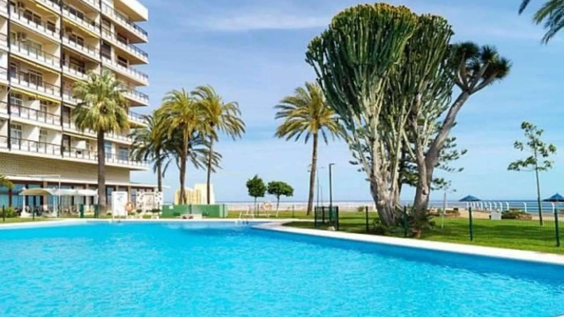 Apartment Near Playa De Bajondillo トレモリノス