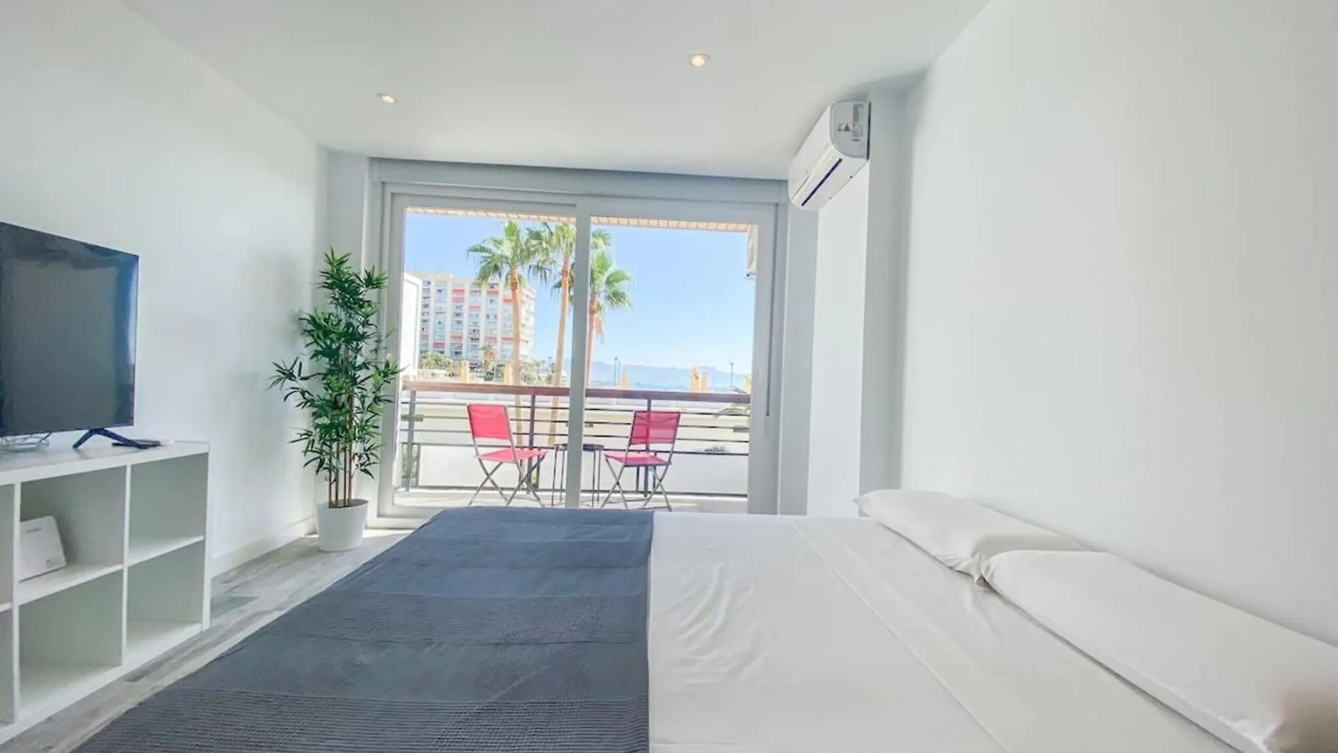 Apartment Near Playa De Bajondillo Torremolinos Spain